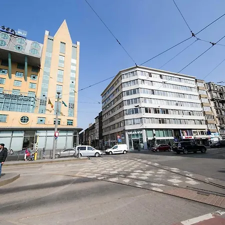 Renovated In Center Apartment Antwerp