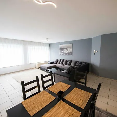 Renovated In Center * Antwerp
